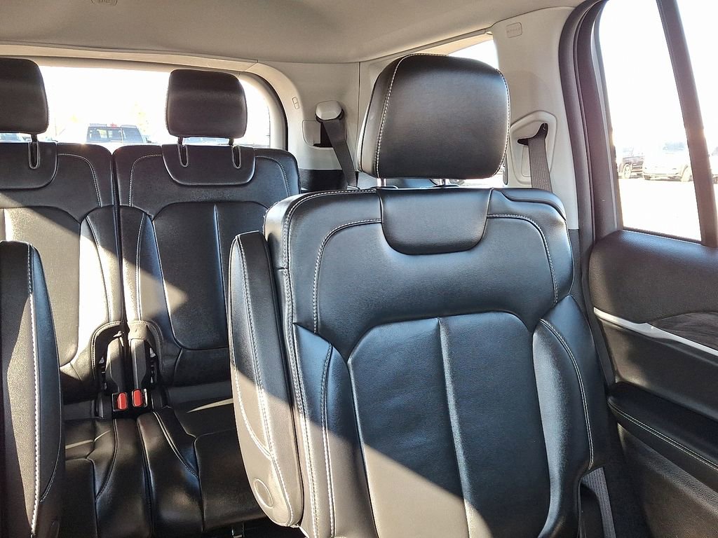 Used 2021 Jeep Grand Cherokee L Limited image 21