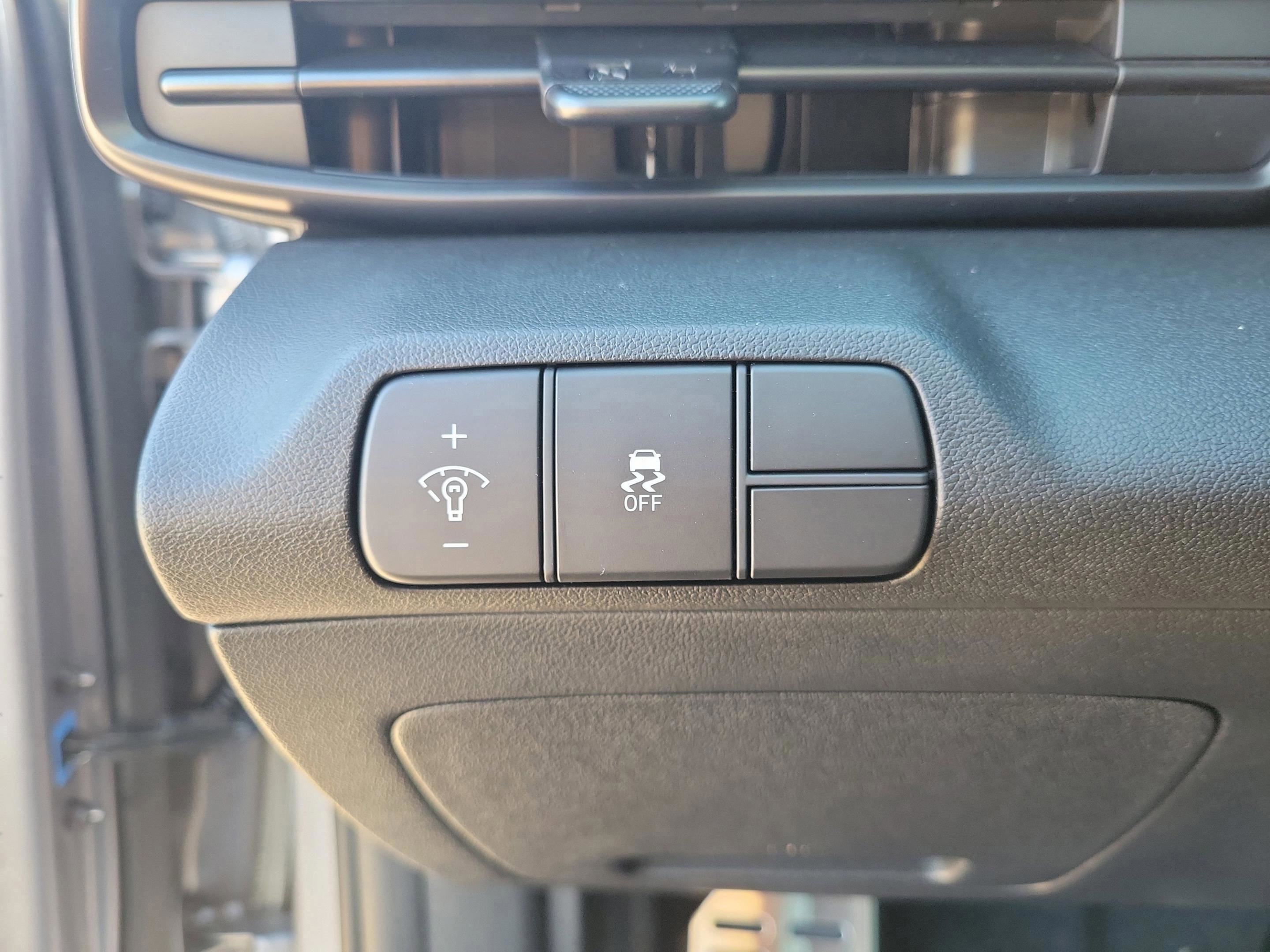 New 2026 Hyundai Elantra SEL Sport image 24