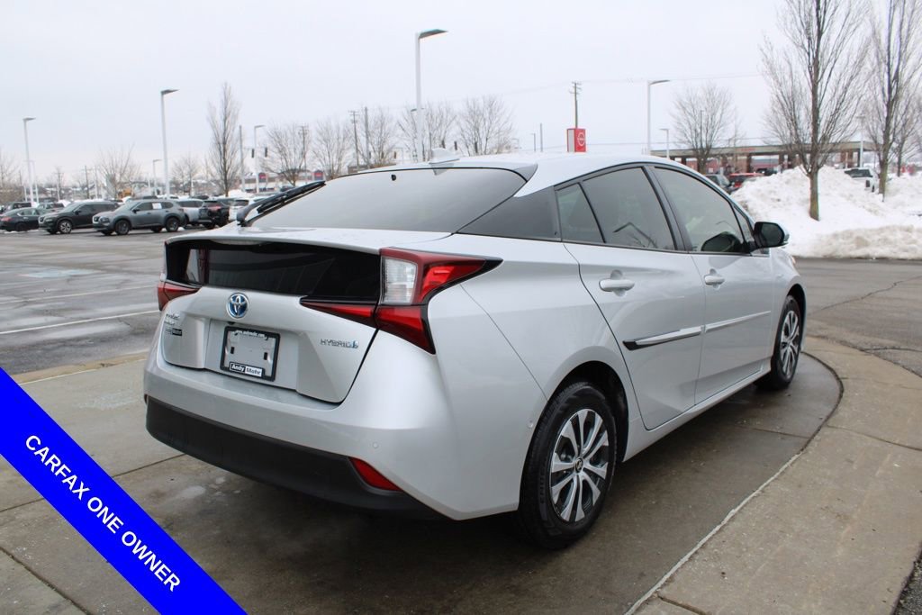 Used 2020 Toyota Prius LE image 7