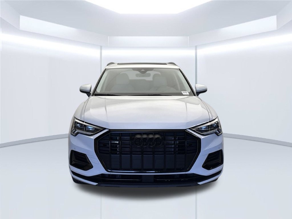 Used 2024 Audi Q3 2.0T Premium Plus w/ Premium Plus Package AWD/4WD image 12