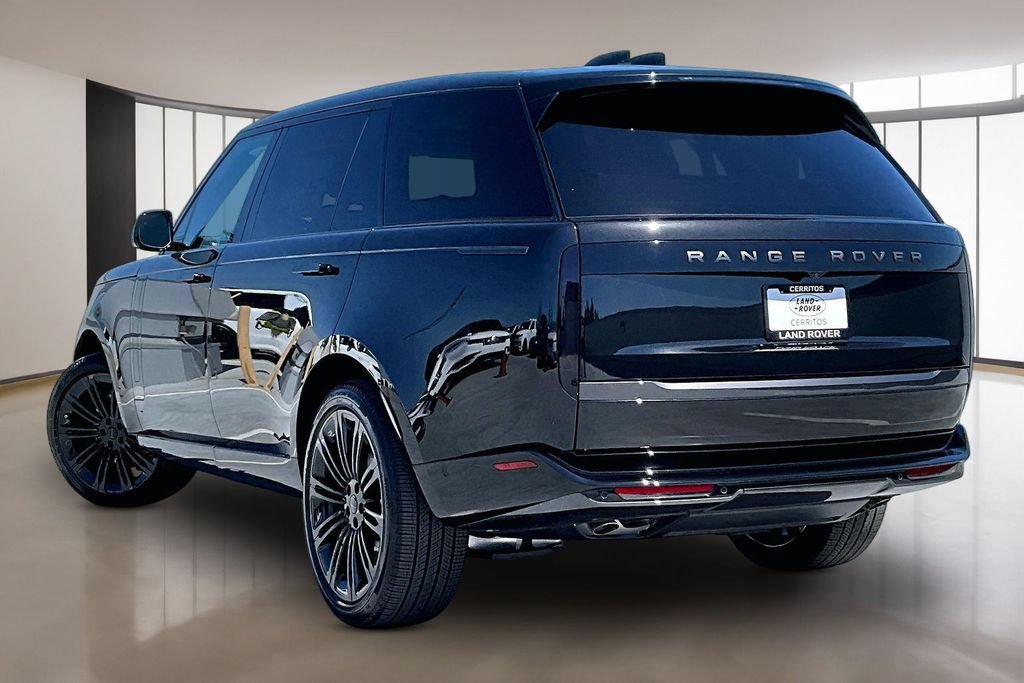 New 2026 Land Rover Range Rover Long Wheelbase SE AWD/4WD image 3