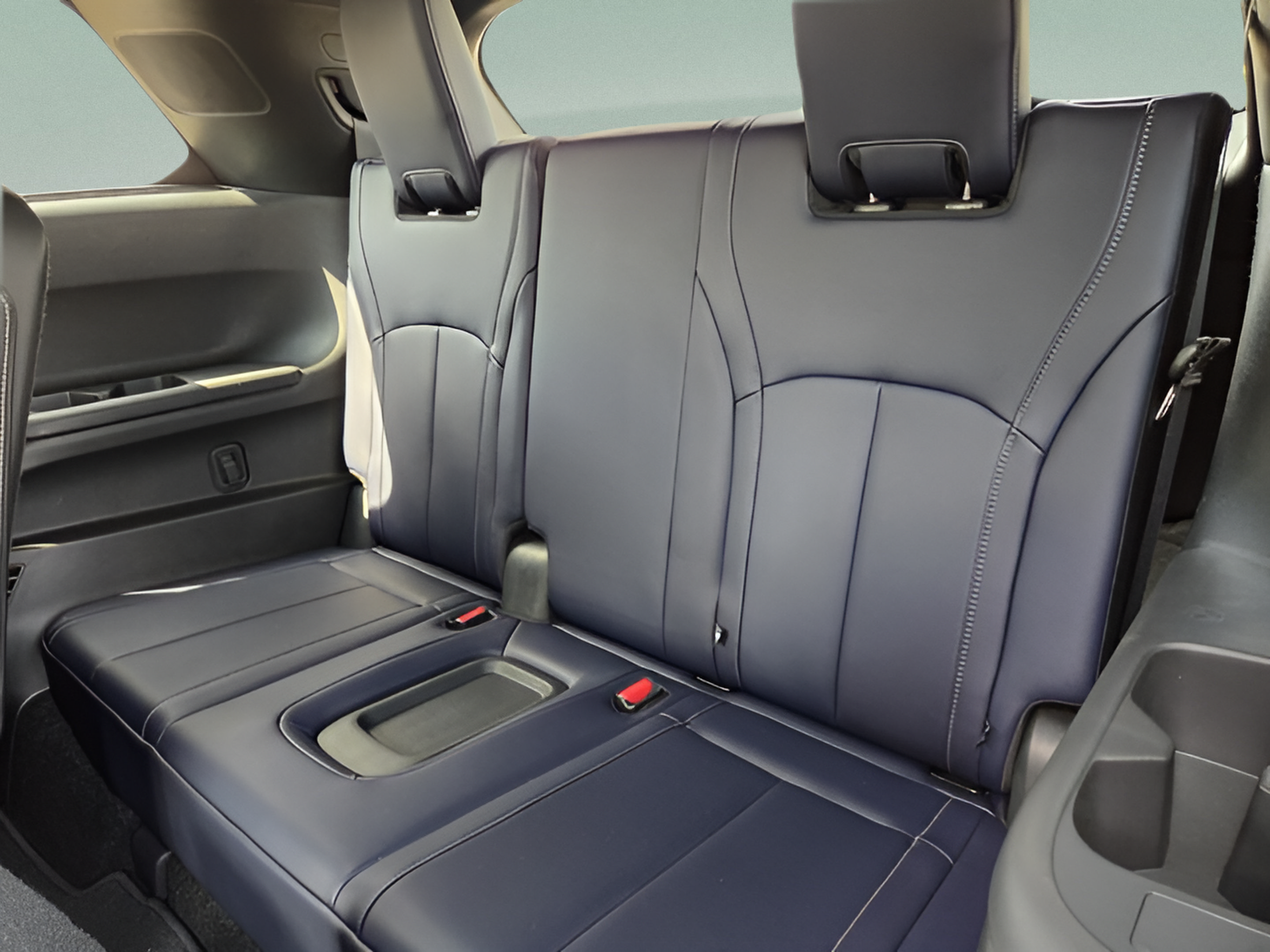 Certified 2026 INFINITI QX60 Sport w/ Dark Cargo Package AWD/4WD image 10