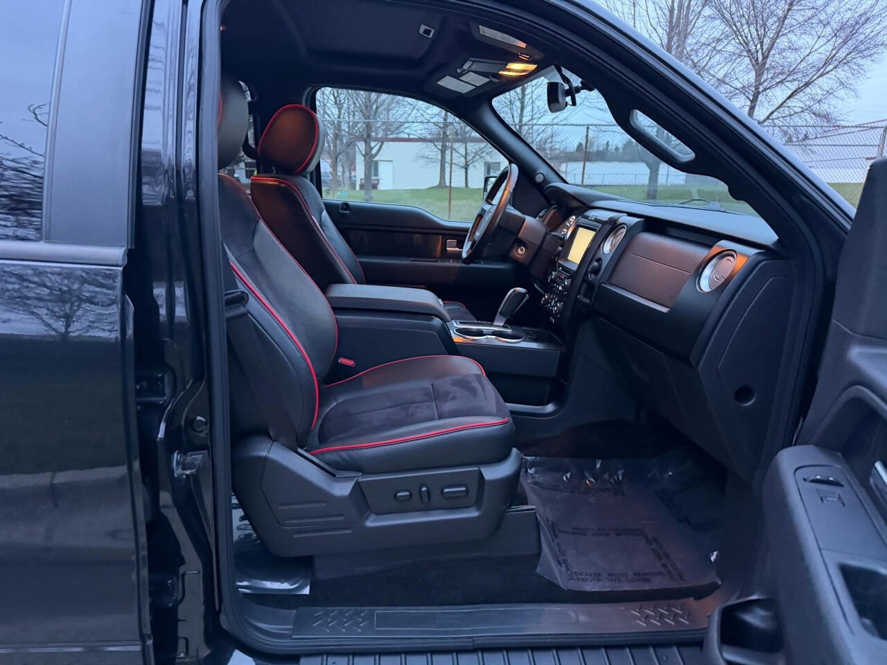 Used 2014 Ford F150 FX4 w/ Equipment Group 402A Luxury image 21