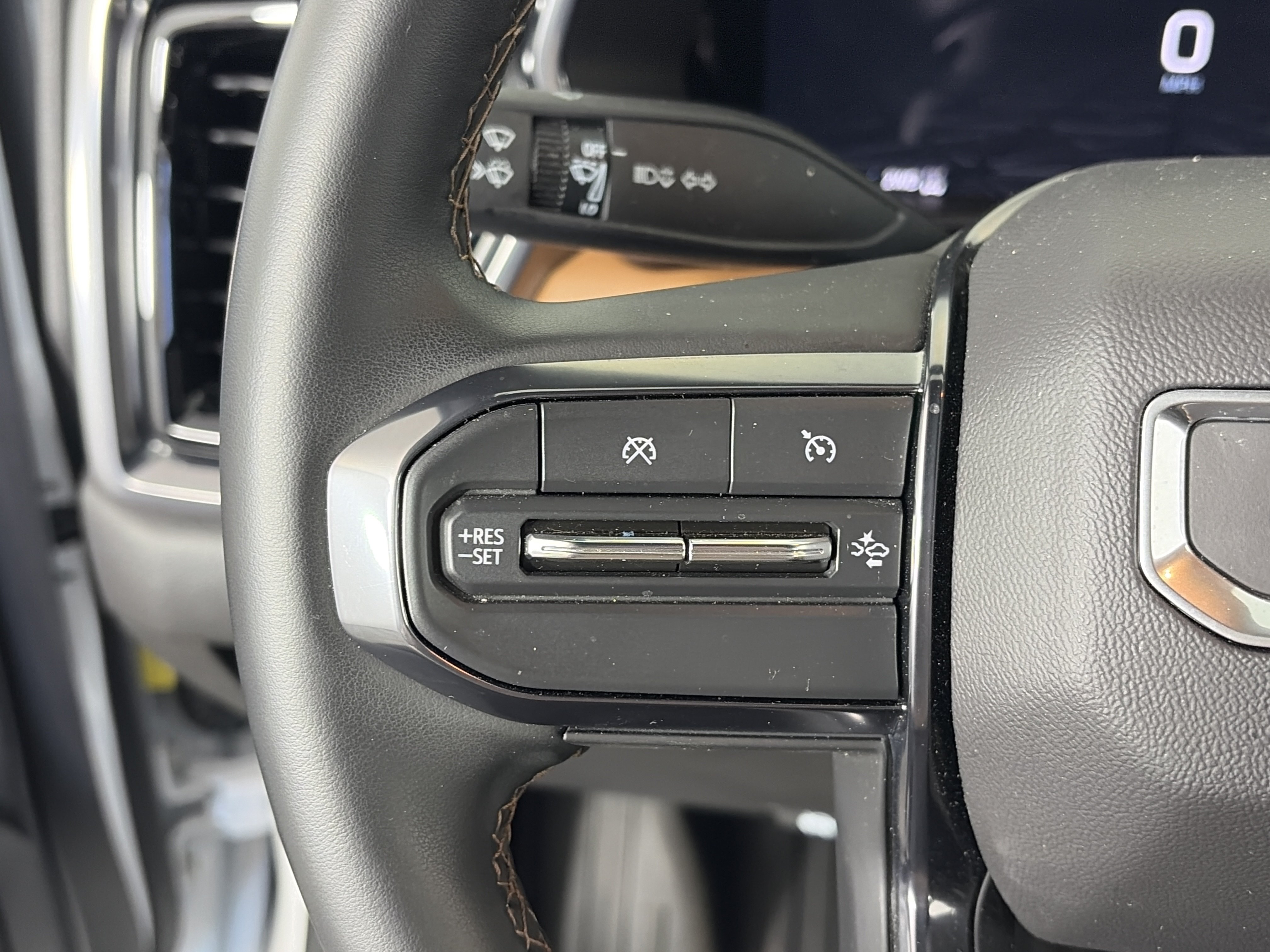 Used 2025 GMC Canyon AT4 AWD/4WD image 31