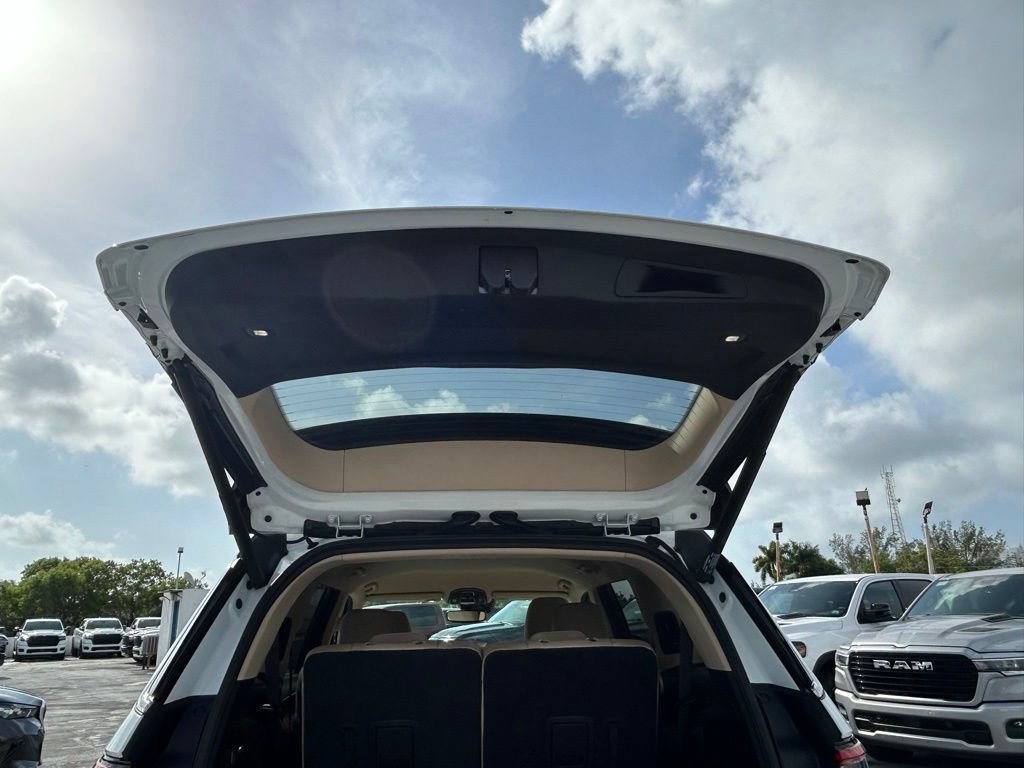 Certified 2022 Jeep Grand Cherokee L Limited RWD image 44