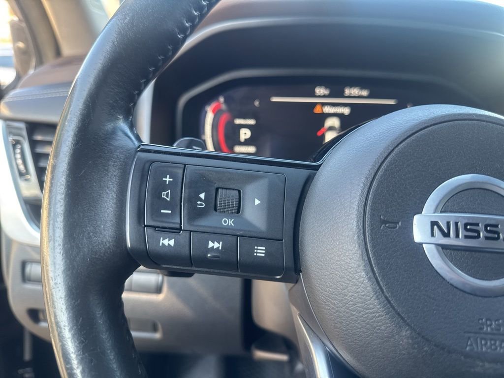 Used 2021 Nissan Rogue Platinum image 50