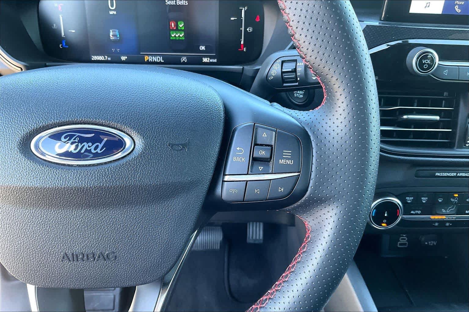 Used 2025 Ford Escape ST-Line FWD image 24