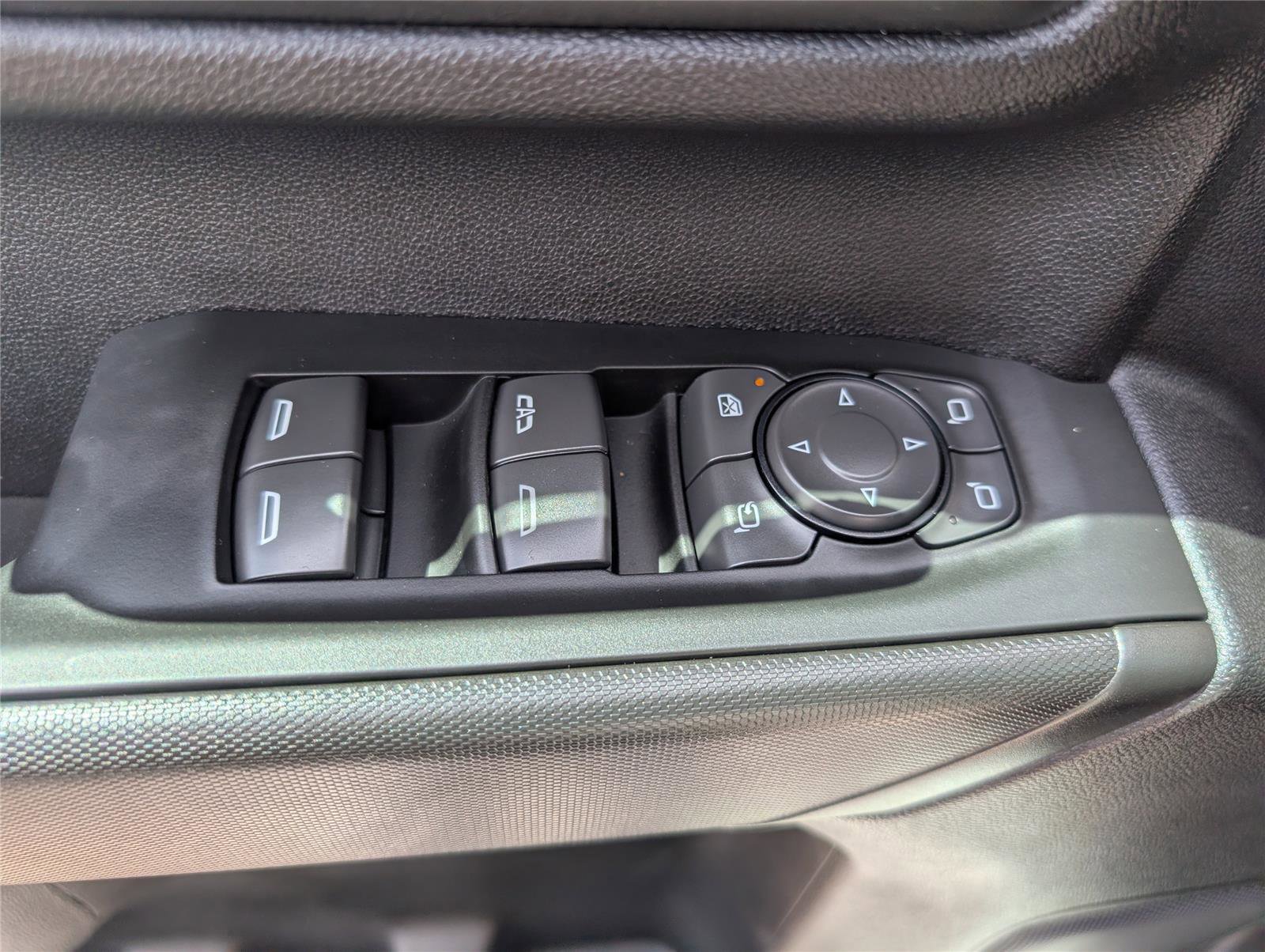 New 2026 Chevrolet Silverado 2500 Custom w/ Custom Value Package image 18