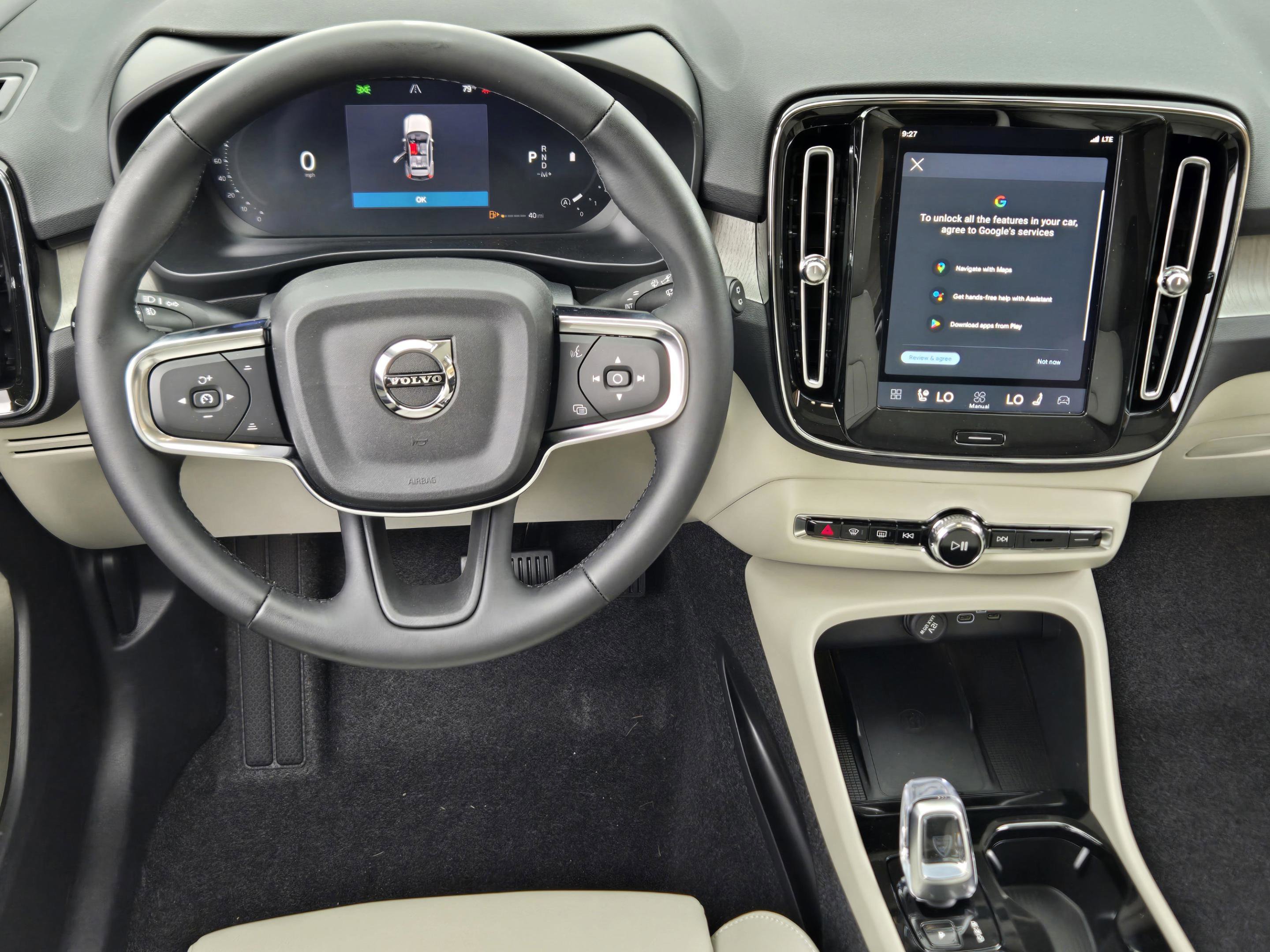 New 2026 Volvo XC40 B5 Plus w/ Protection Package Premier AWD/4WD image 23