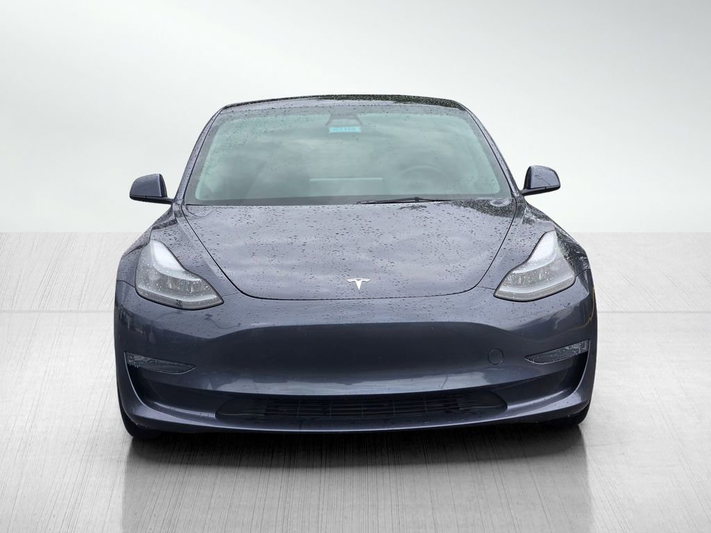 Used 2023 Tesla Model 3 Performance image 2