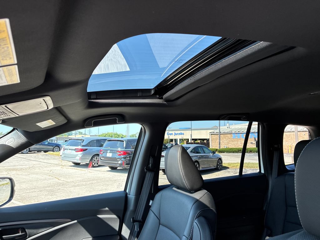 Certified 2023 Honda Passport EX-L image 19