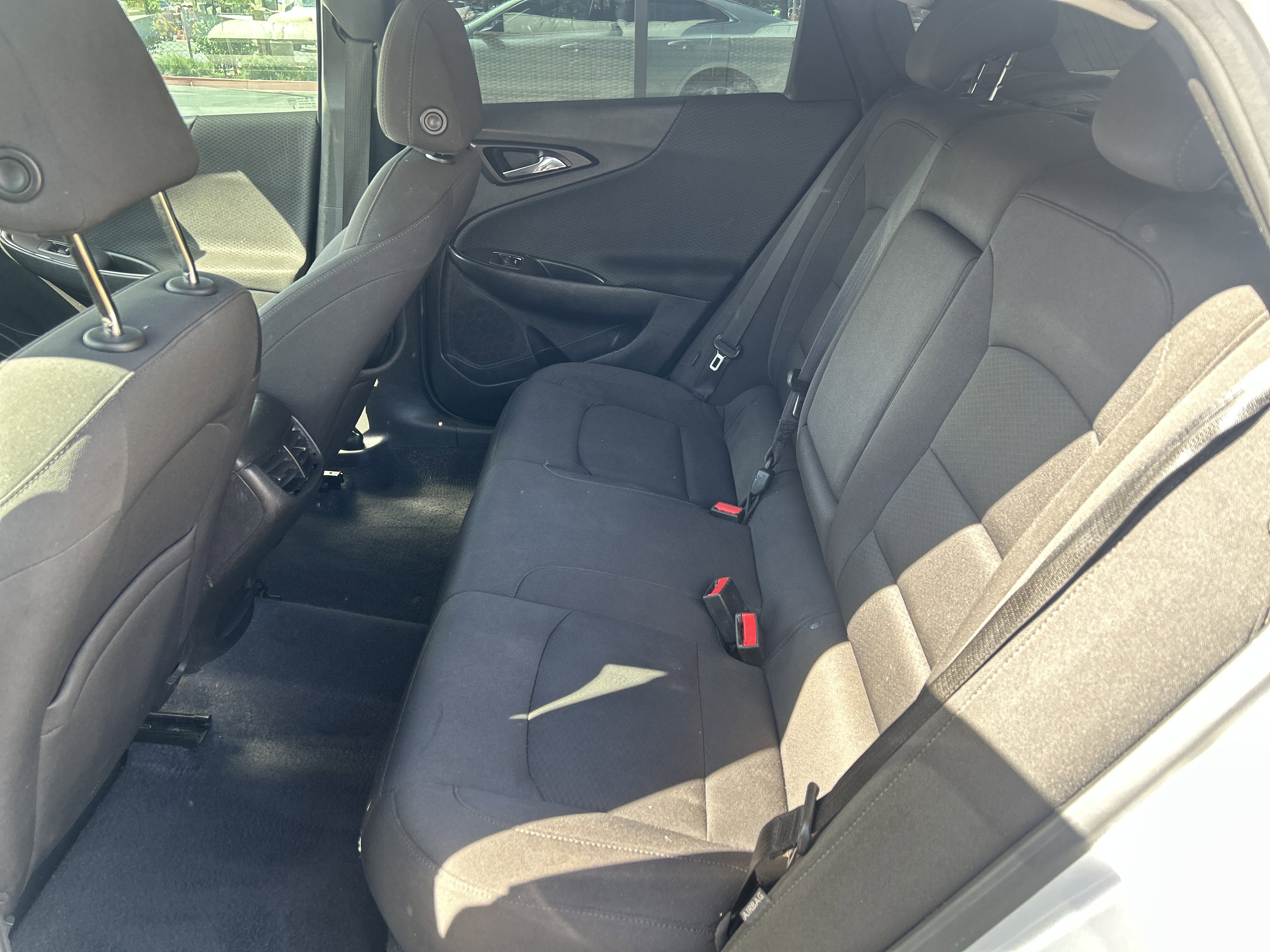 Used 2019 Chevrolet Malibu LT FWD image 27