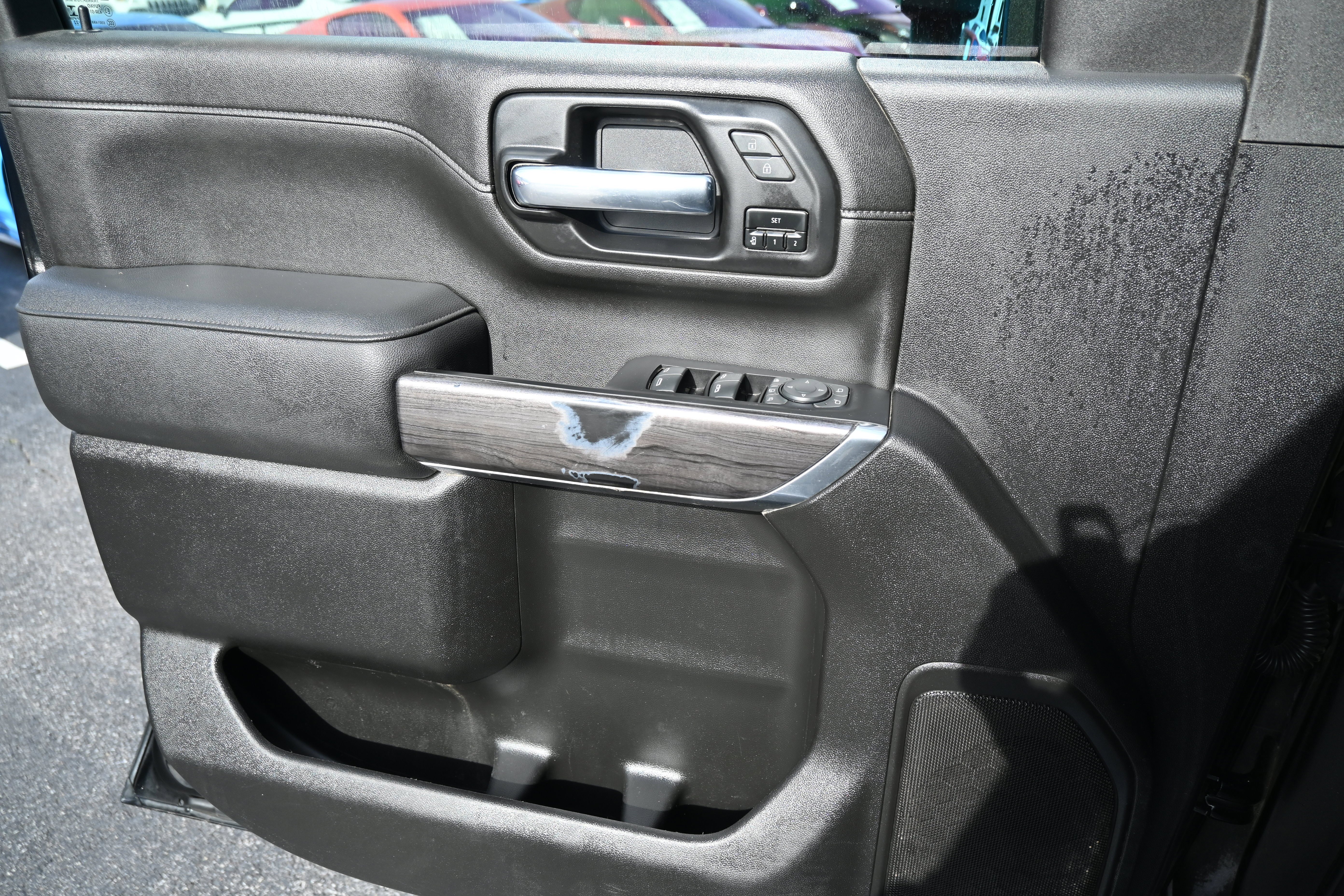 Used 2022 Chevrolet Silverado 2500 LTZ w/ LTZ Plus Package image 15