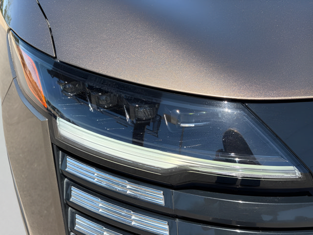 Certified 2025 Nissan Kicks SV FWD image 14