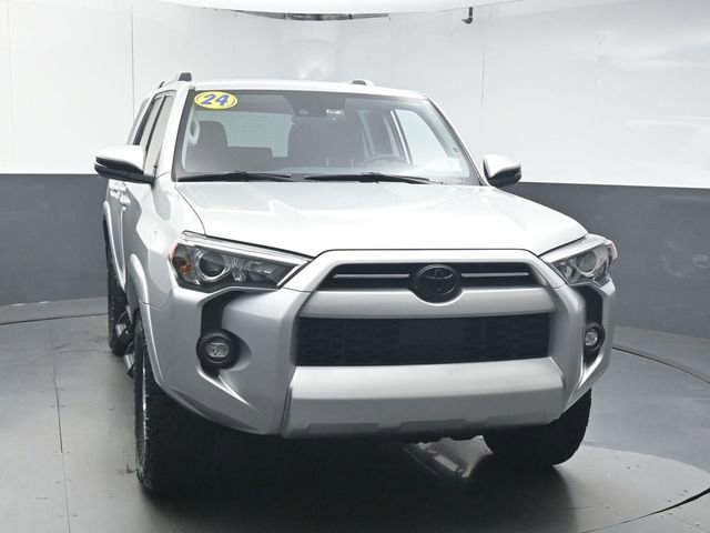 Used 2024 Toyota 4Runner SR5 Premium image 3