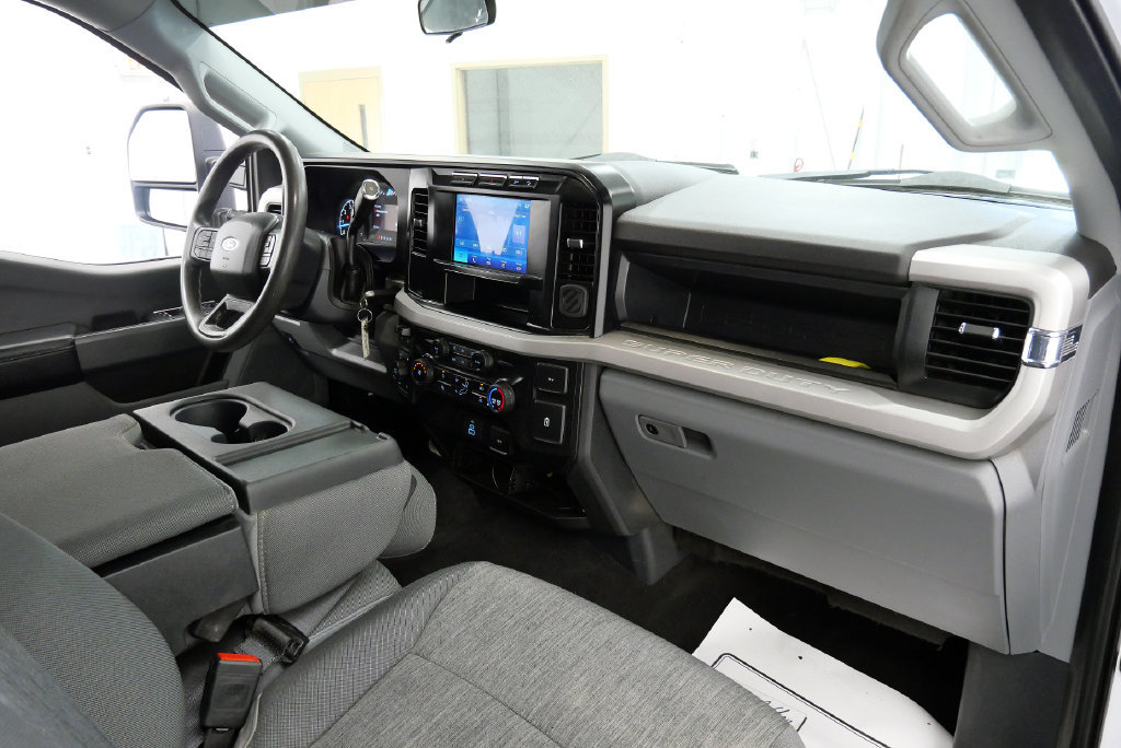 Used 2024 Ford F250 XL w/ STX Appearance Package AWD/4WD image 16