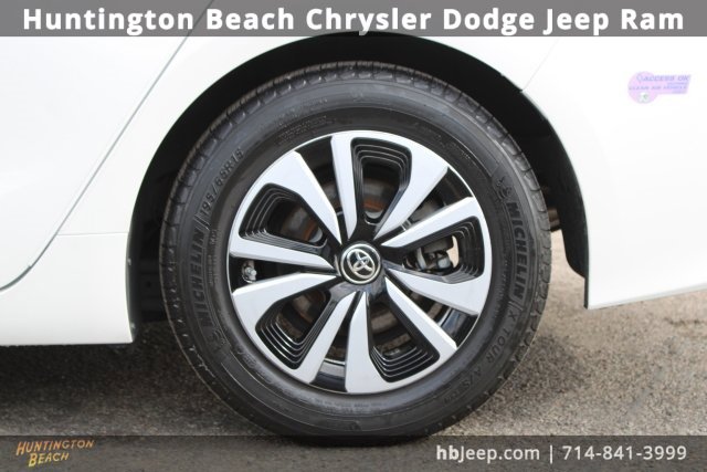 Used 2018 Toyota Prius Prime Plus image 8