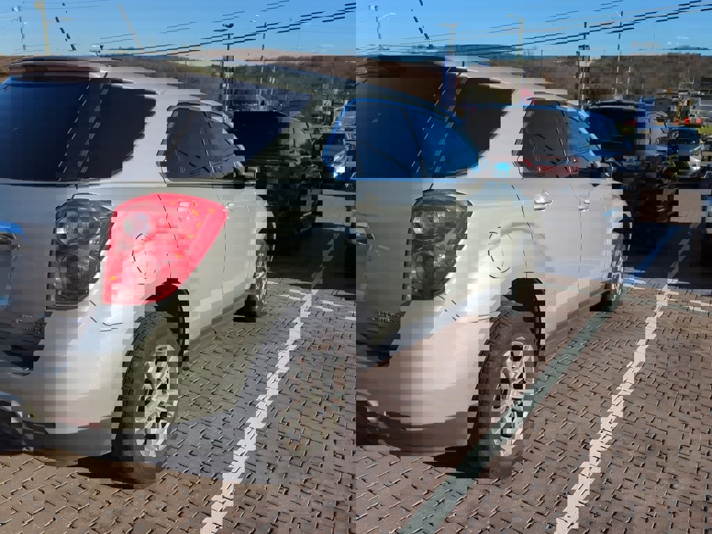 Used 2015 Chevrolet Equinox LS image 2