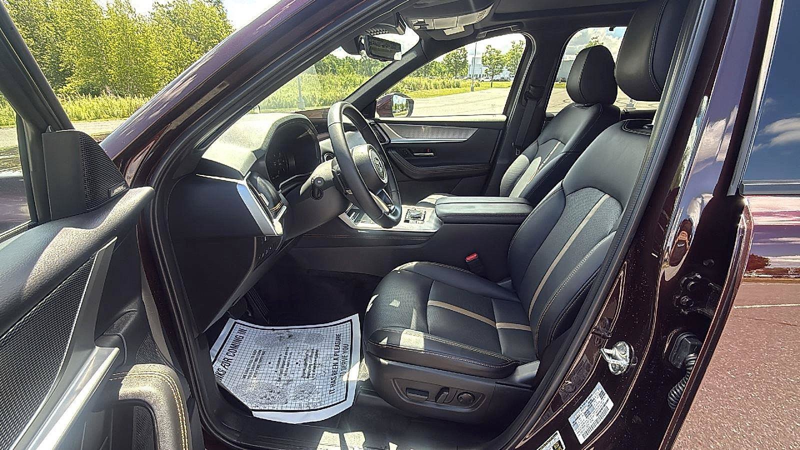 Certified 2025 MAZDA CX-90 Plug-In Hybrid w/ Premium Plus AWD/4WD image 27