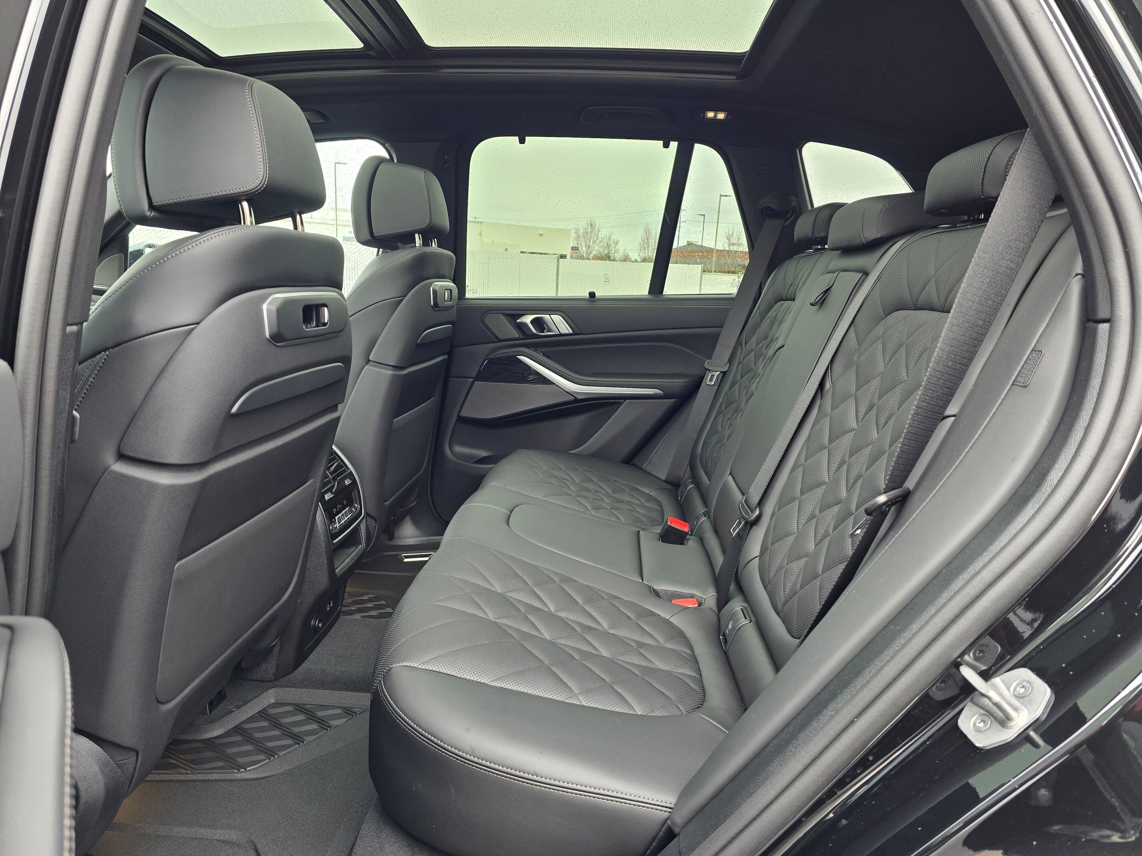 New 2026 BMW X5 xDrive50e w/ Executive Package image 13