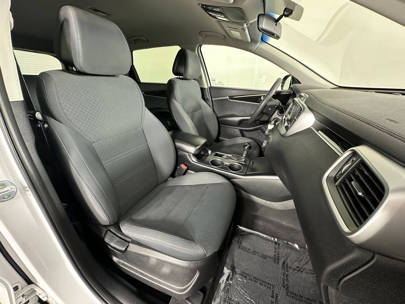 Used 2016 Kia Sorento AWD image 6