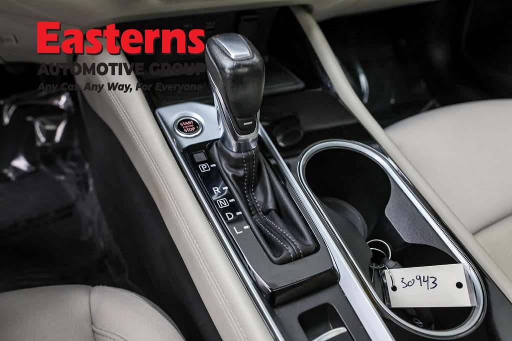Used 2023 Nissan Altima 2.5 SV w/ SV Premium Package FWD image 13