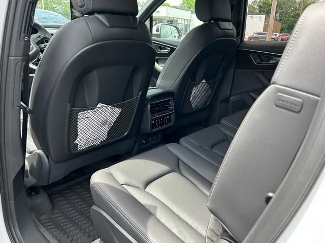 New 2025 Audi Q7 3.0T Premium Plus w/ Premium Plus Package image 12