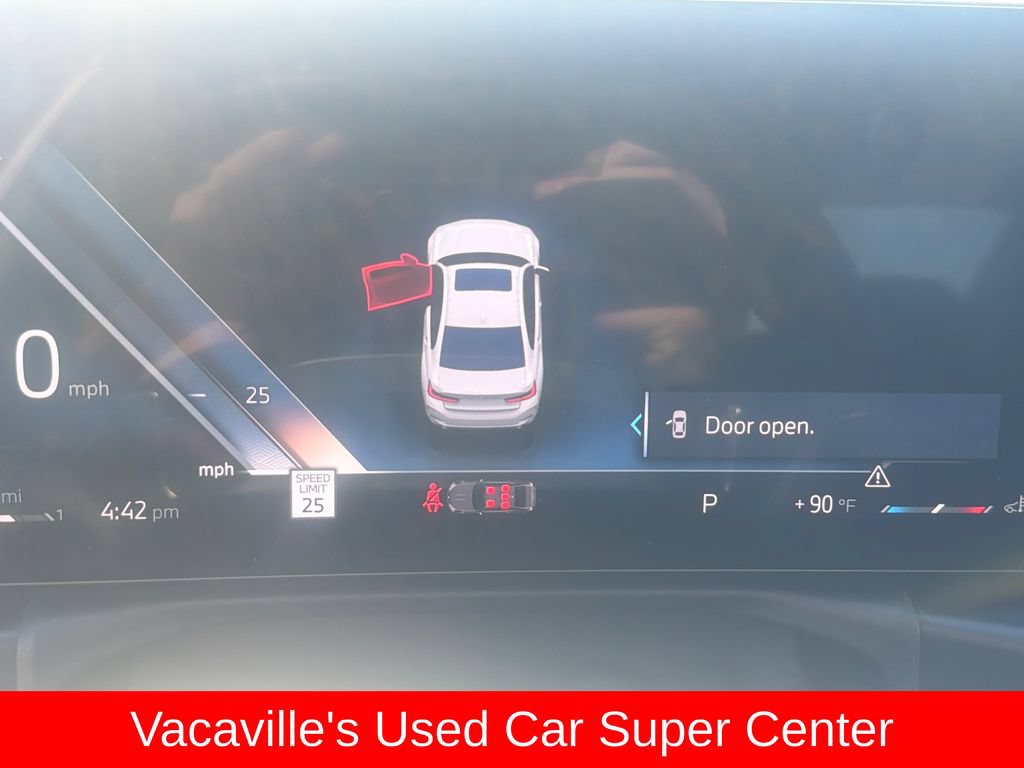 Used 2025 BMW 330i xDrive Sedan AWD/4WD image 16
