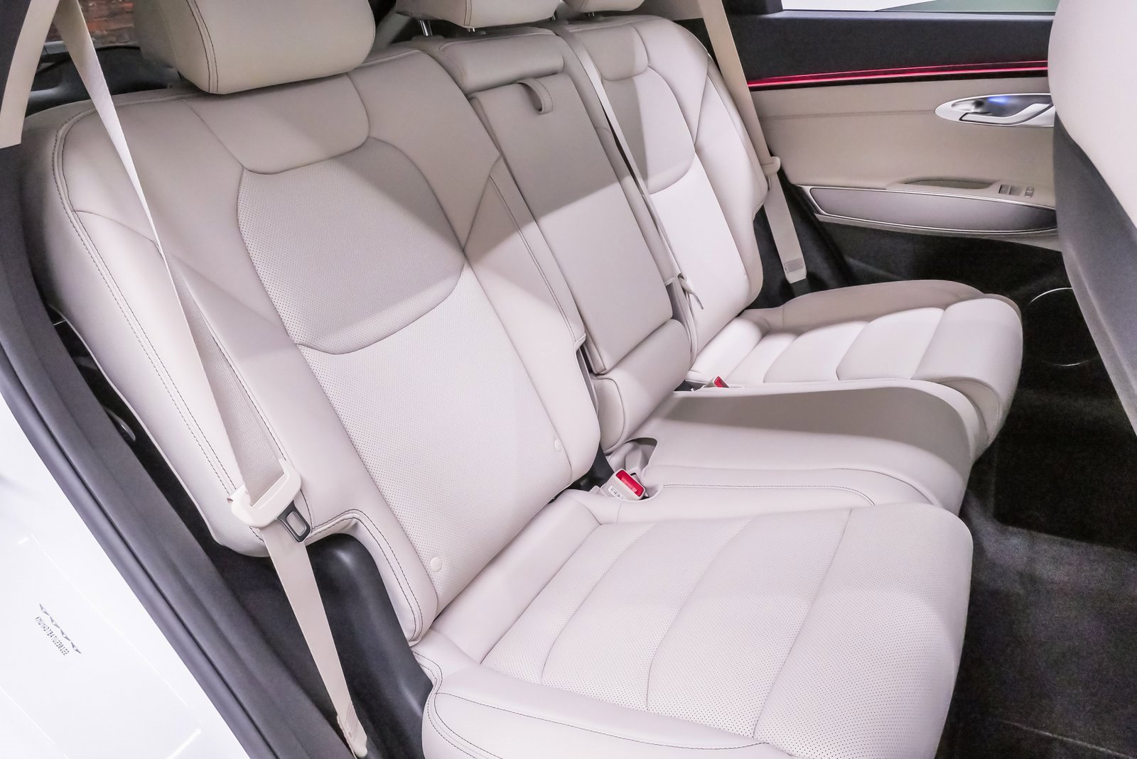 Certified 2026 Genesis GV70 2.5T Select image 12