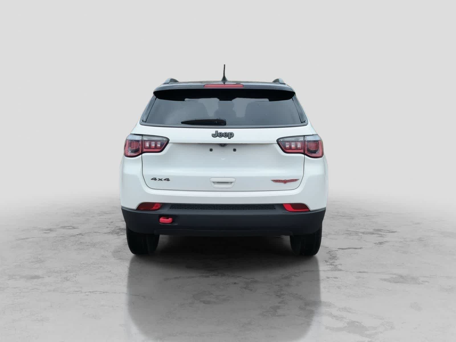Used 2019 Jeep Compass Trailhawk AWD/4WD image 7