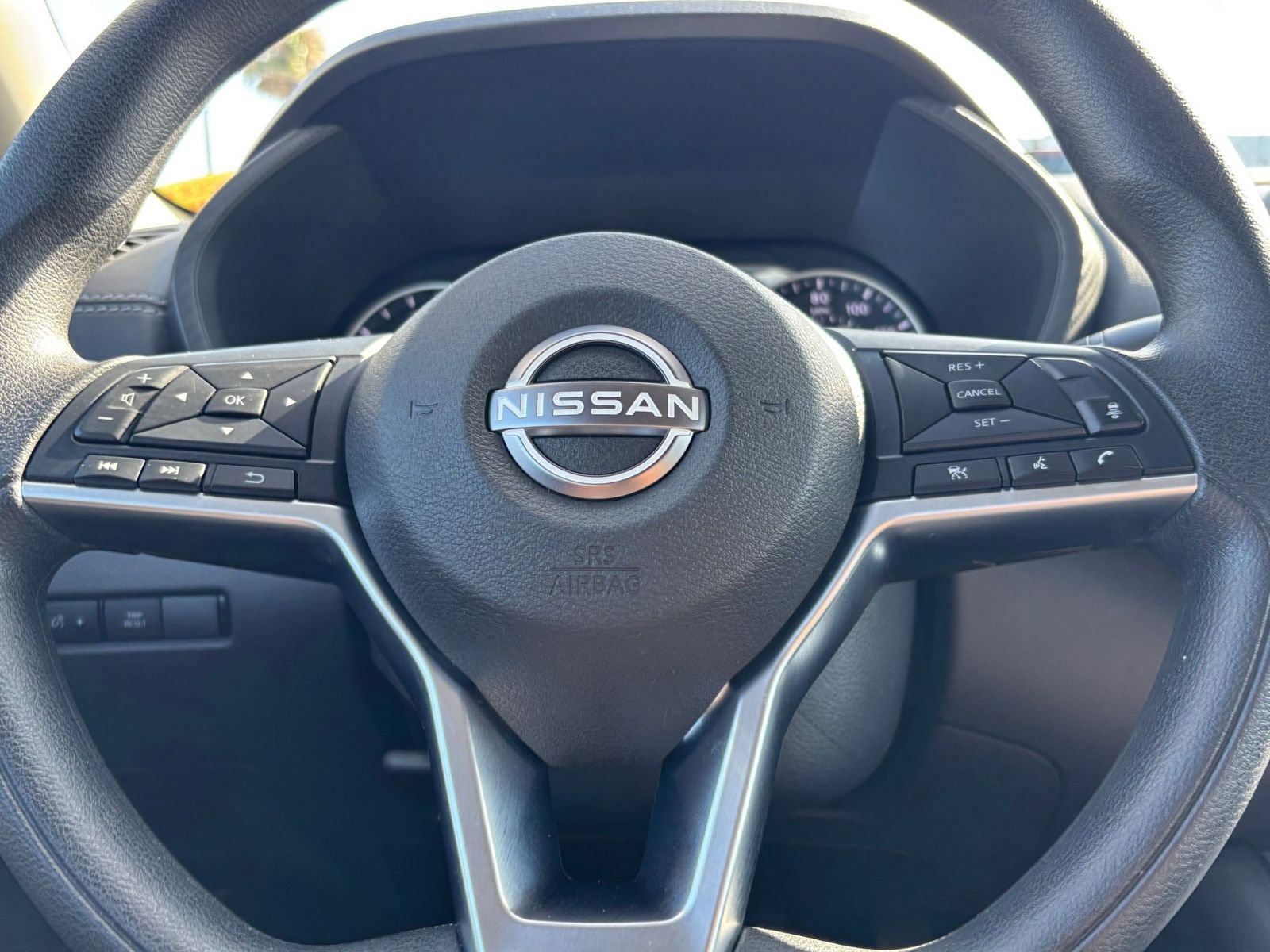 Used 2025 Nissan Sentra SV FWD image 27