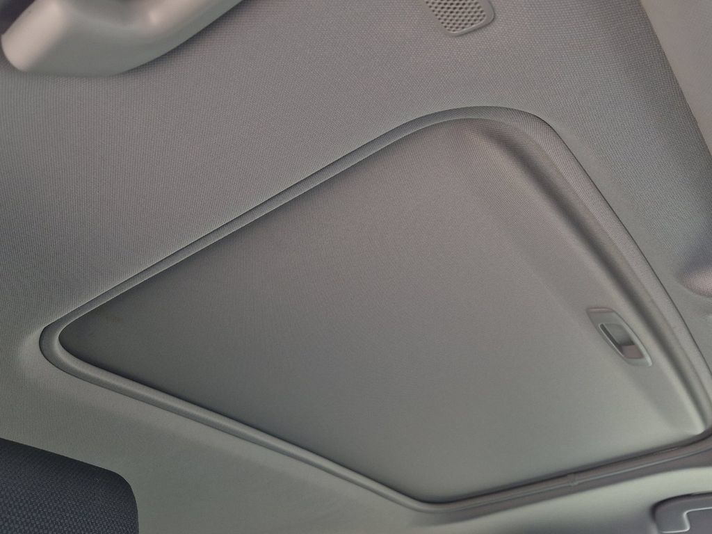 Certified 2023 Toyota RAV4 XLE w/ Convenience Package FWD image 17