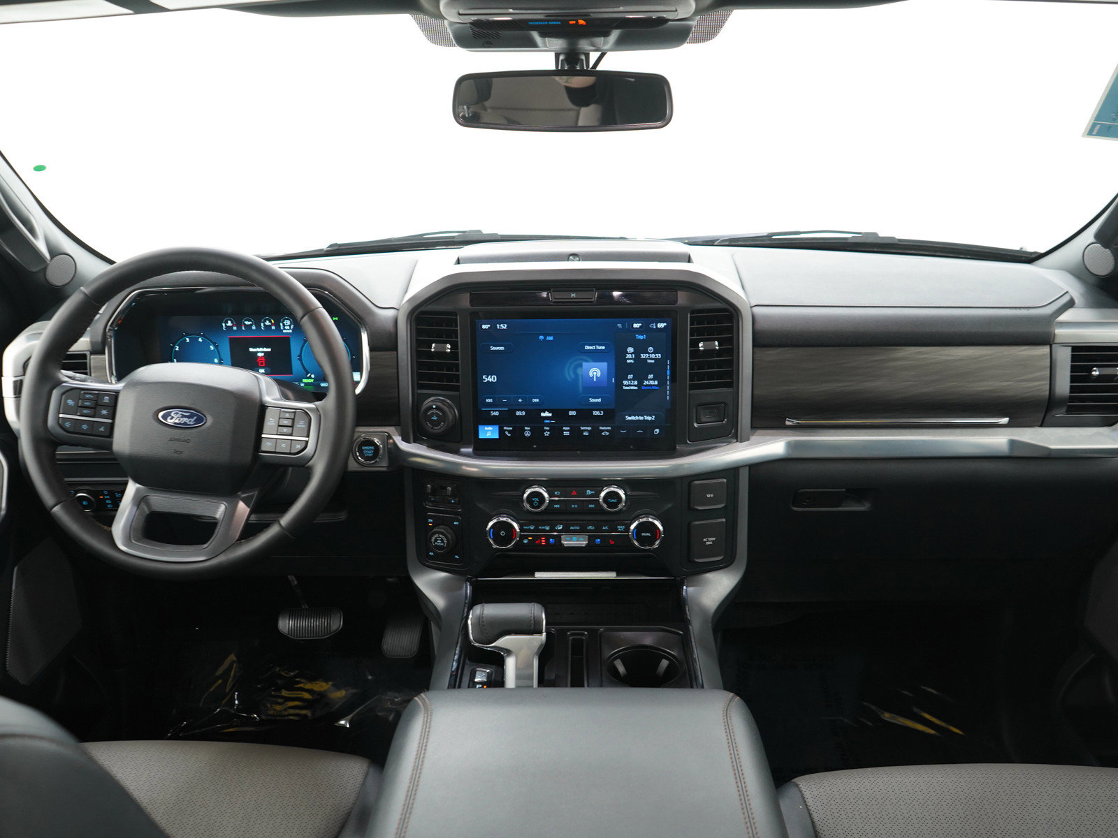 Used 2025 Ford F150 Lariat w/ Bed Utility Package AWD/4WD image 17