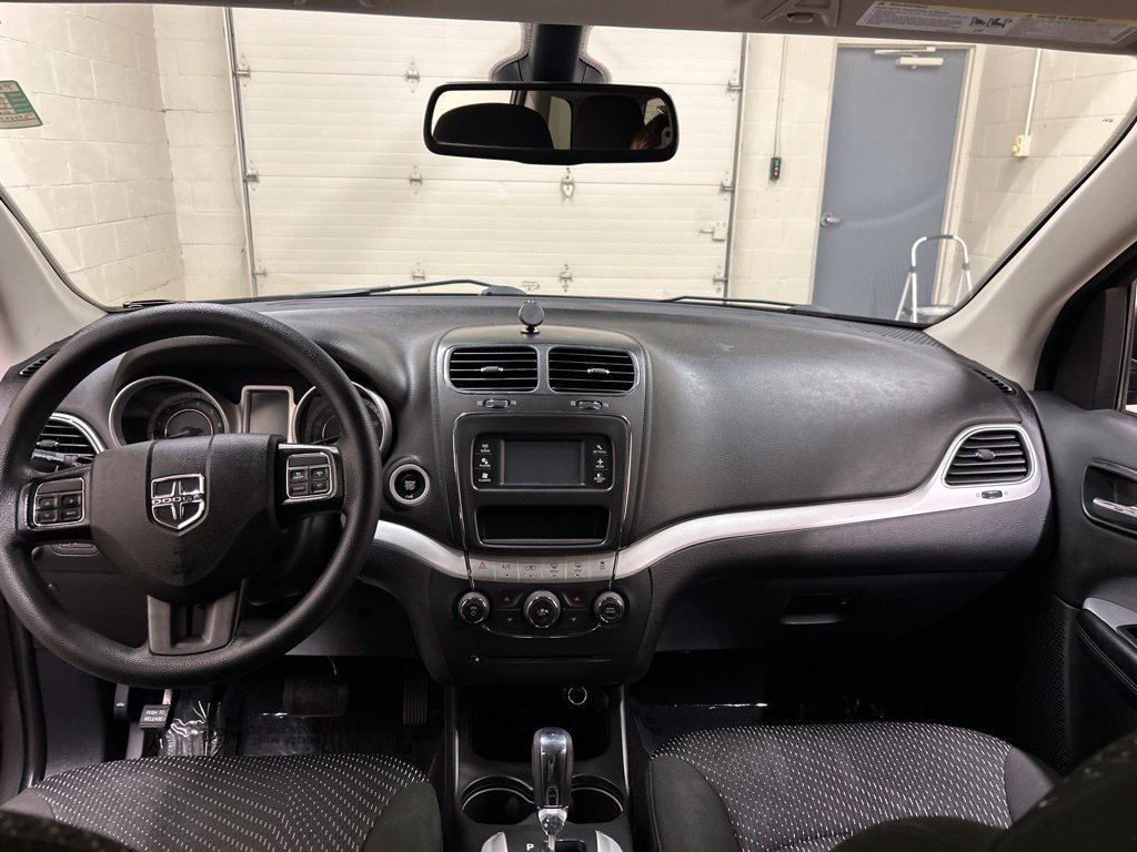 Used 2020 Dodge Journey SE w/ Blacktop Package FWD image 22