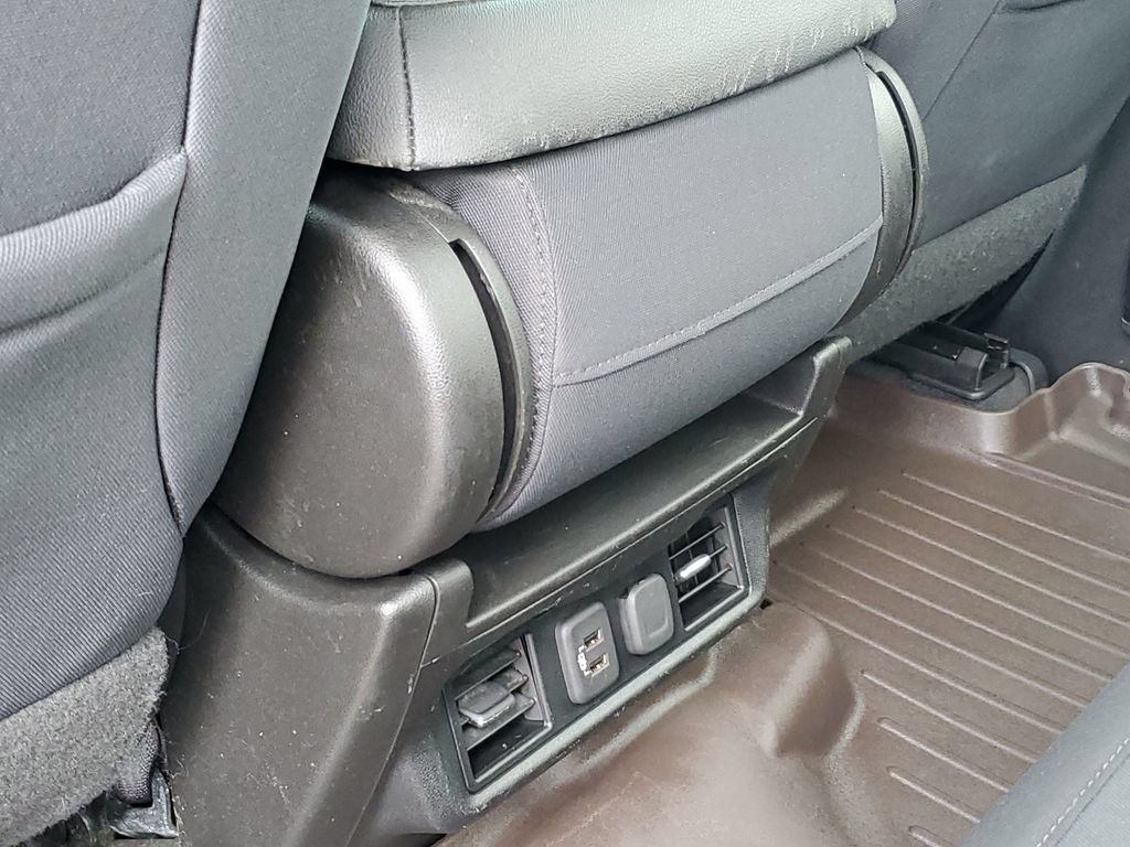 Used 2019 GMC Sierra 1500 Elevation w/ Elevation Value Package AWD/4WD image 31