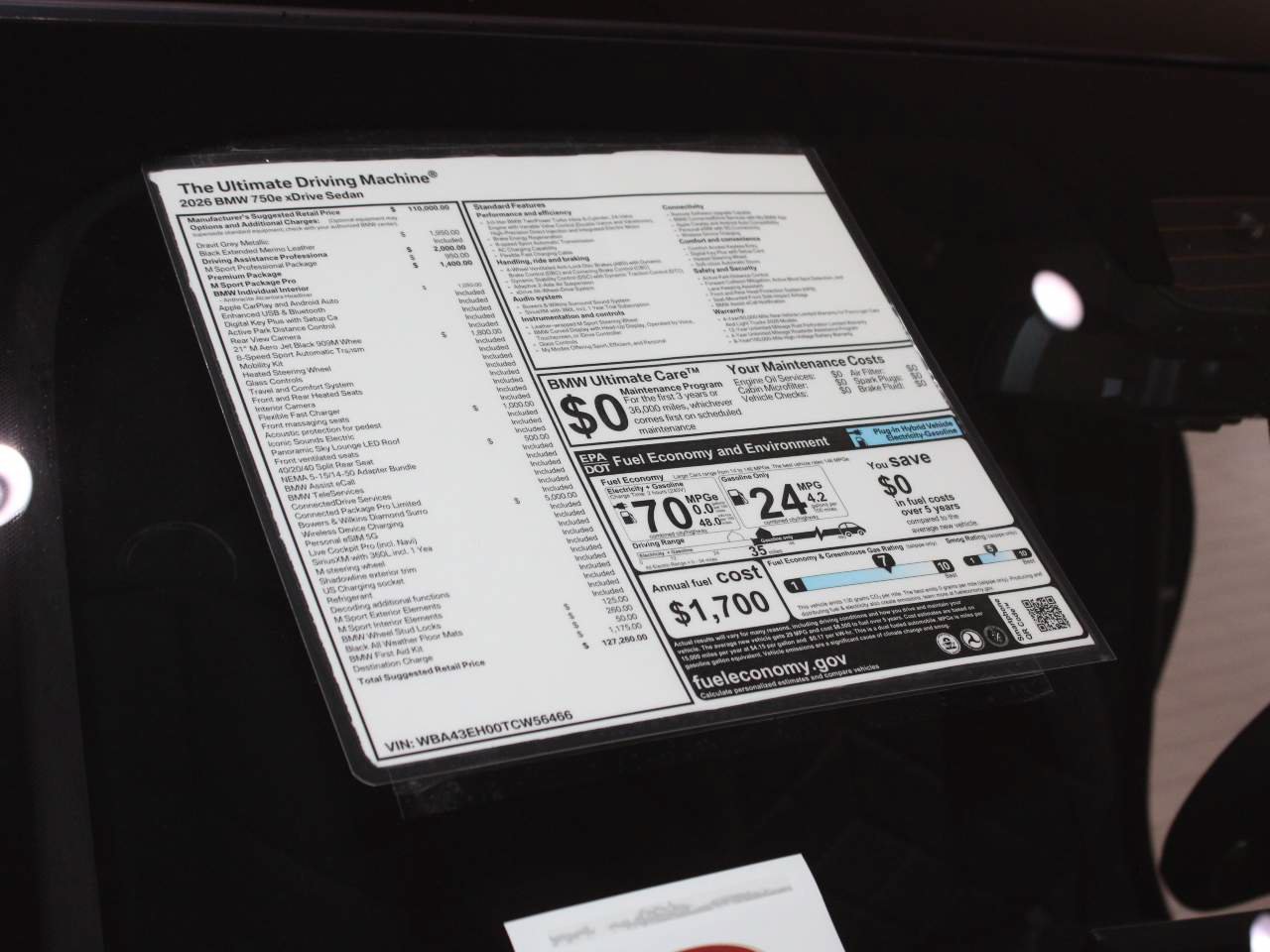Used 2026 BMW 750e xDrive AWD/4WD image 25
