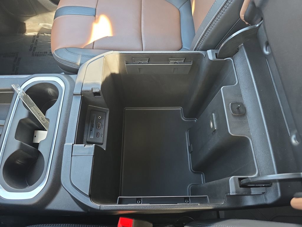 Used 2021 Chevrolet Silverado 3500 High Country w/ Z71 Off-Road Package AWD/4WD image 23