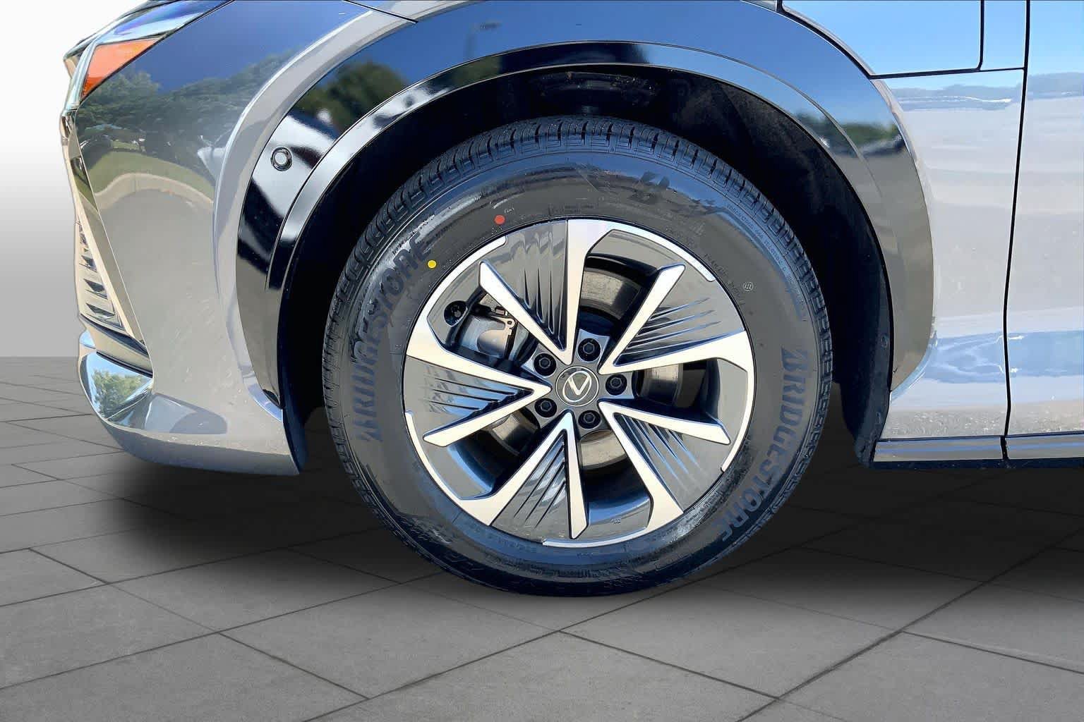 Certified 2023 Lexus RZ 450e Premium w/ Technology Package AWD/4WD image 10