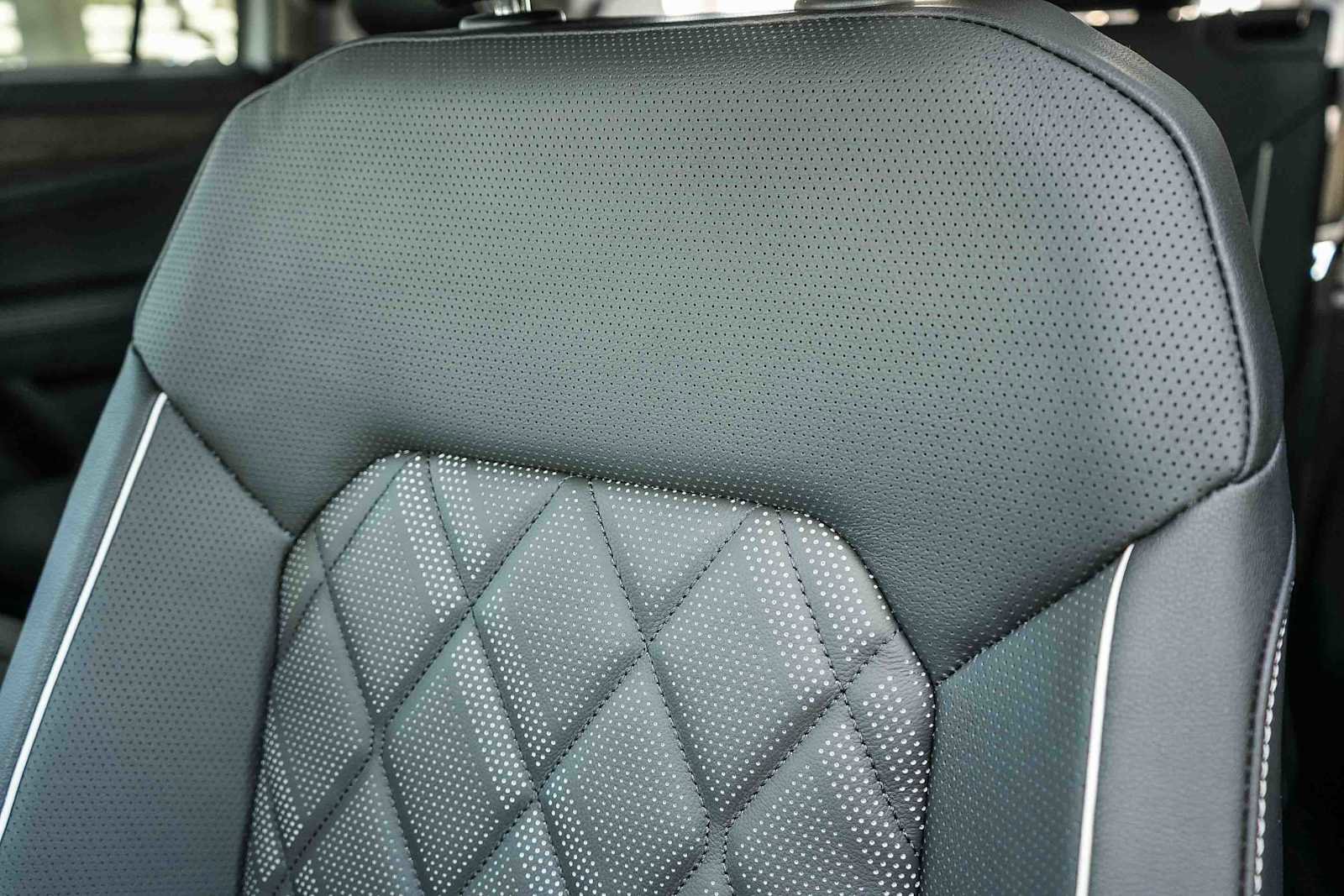 New 2026 Volkswagen Atlas SEL Premium R-Line image 26