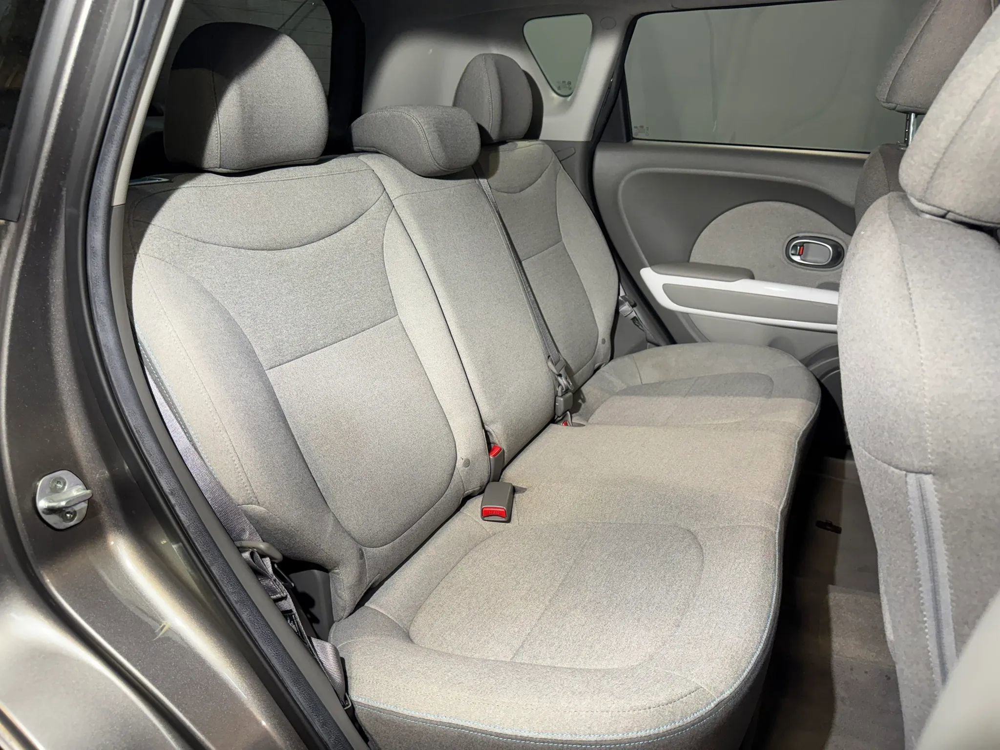 Used 2016 Kia Soul EV FWD image 26