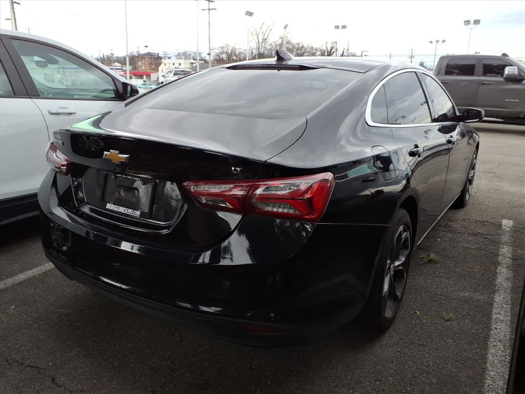 Used 2022 Chevrolet Malibu LT image 4