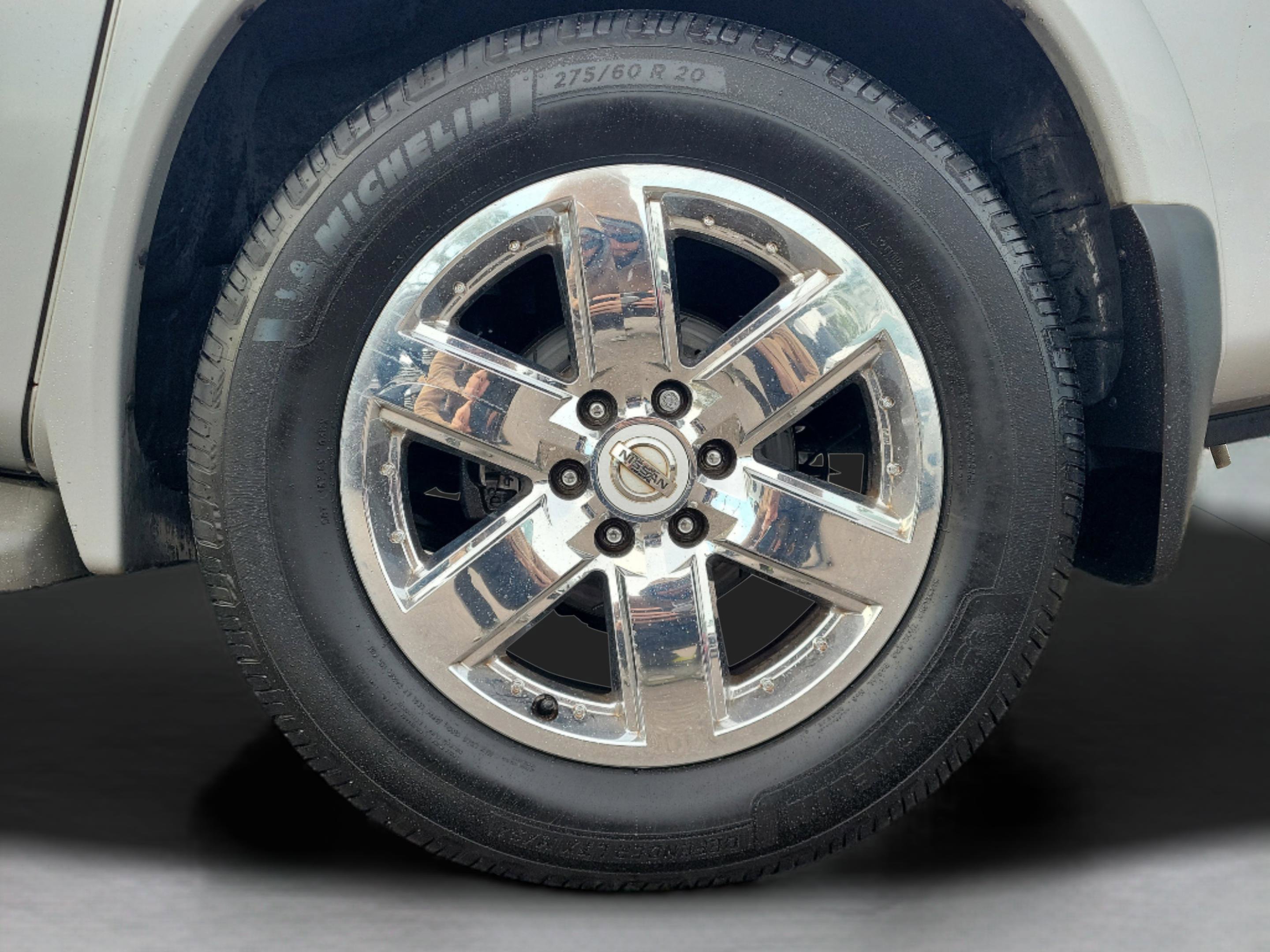 Used 2012 Nissan Armada Platinum image 38