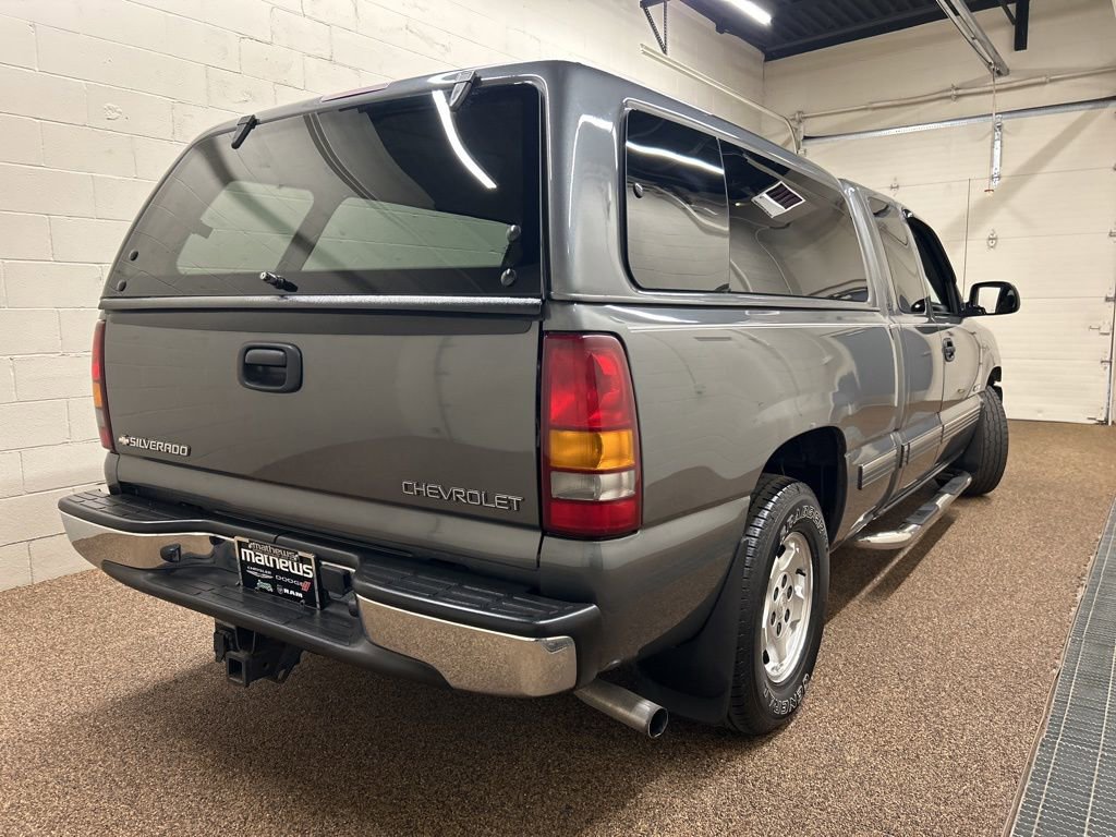 Used 2002 Chevrolet Silverado 1500 LS w/ Heavy Duty Suspension Pkg image 2