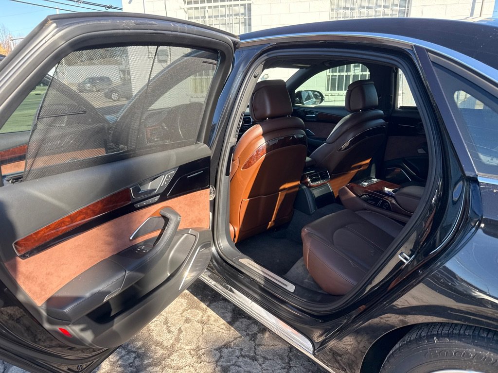 Used 2011 Audi A8 L 4.2 w/ Rear Seat Comfort Pkg image 12
