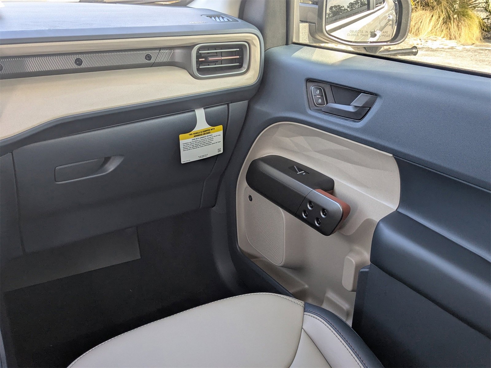 New 2025 Ford Maverick Lariat image 18