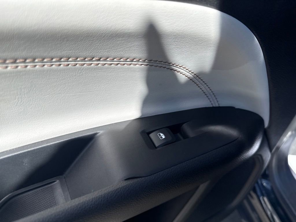 Certified 2022 Jeep Compass Limited image 29