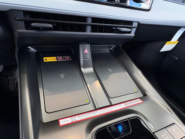 New 2026 Subaru Solterra Limited image 16