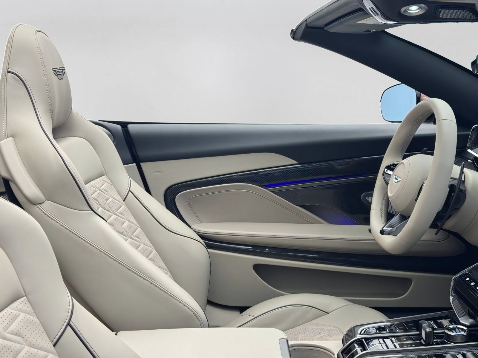 New 2026 Aston Martin Vanquish Convertible RWD image 50