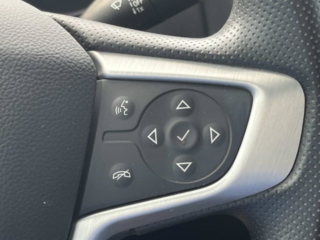Used 2023 GMC Acadia SLE FWD image 39