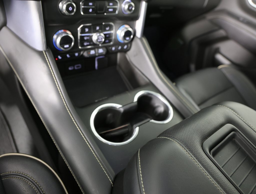 Used 2023 GMC Yukon SLT image 23